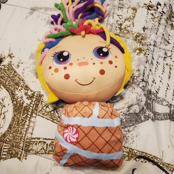 Flip Zee Girl Zandy Plush Doll Toy 2 in 1 - Picture 4 of 10